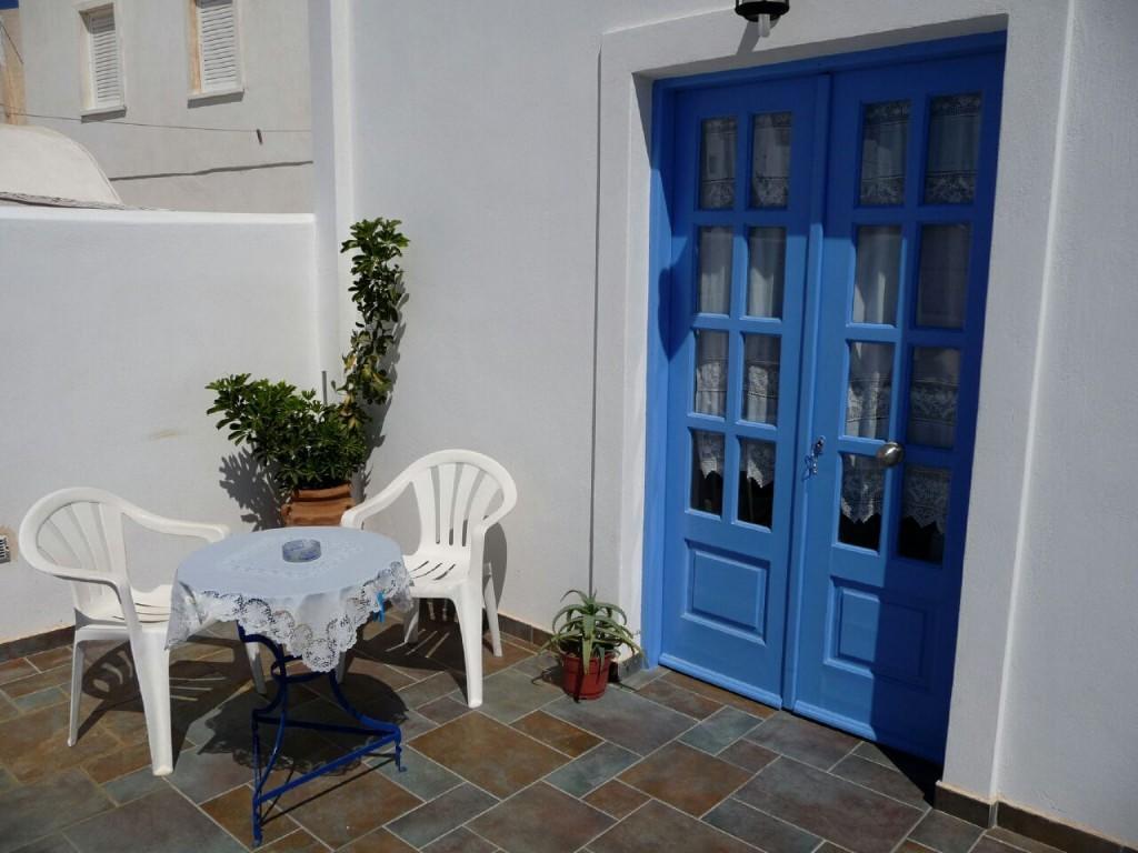 Floras Rooms And Studios Anafi Exterior photo